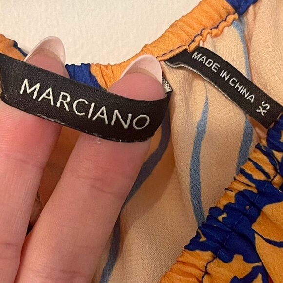 Marciano by Guess Off-the-Shoulder Floral Romper - Picture 2 of 4